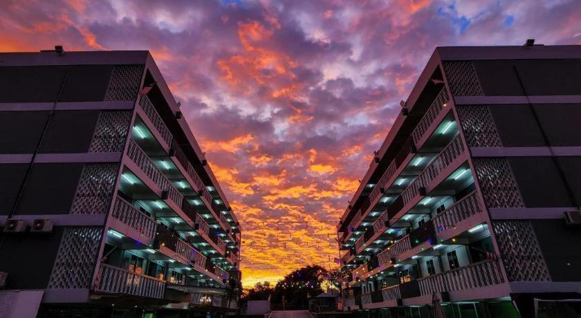 Capital O 90490 Zaques Hotel Sungai Petani Kültér fotó