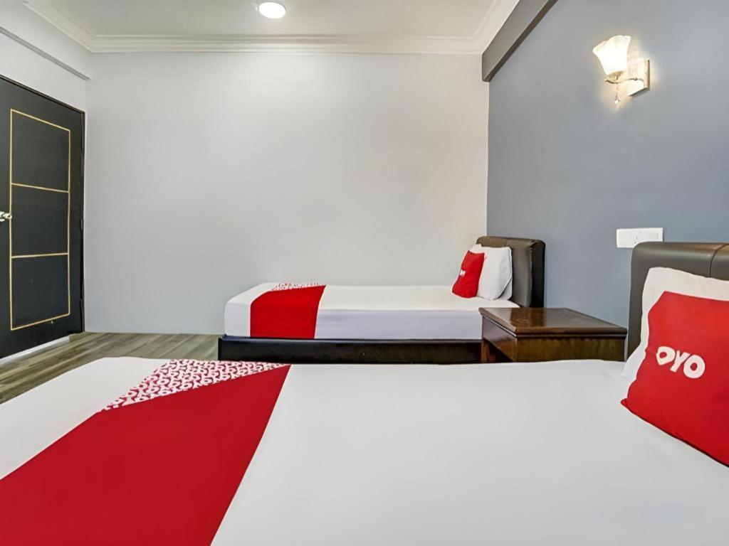 Capital O 90490 Zaques Hotel Sungai Petani Kültér fotó